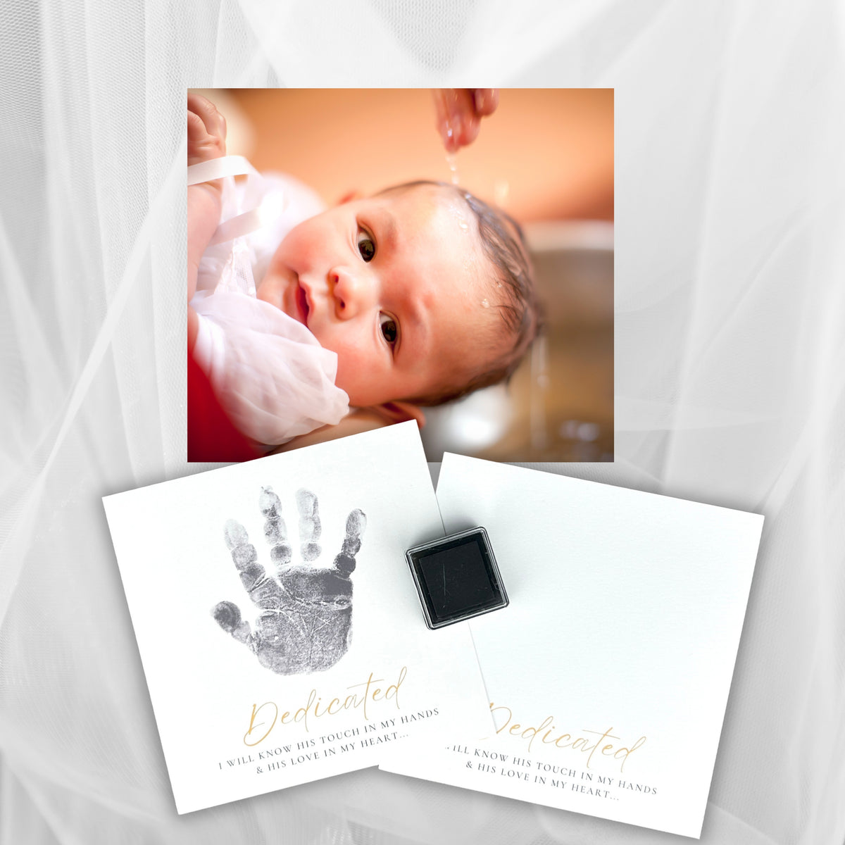 Frame comes with a sample piece of art with a handprint, a blank piece of art for the child&#39;s handprint, and an ink pad.