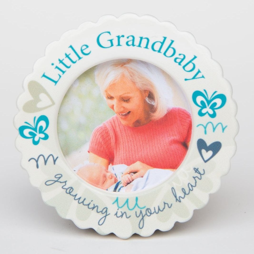 3" scalloped ceramic baby photo or ultrasound ornament to hold 2.25" round image.